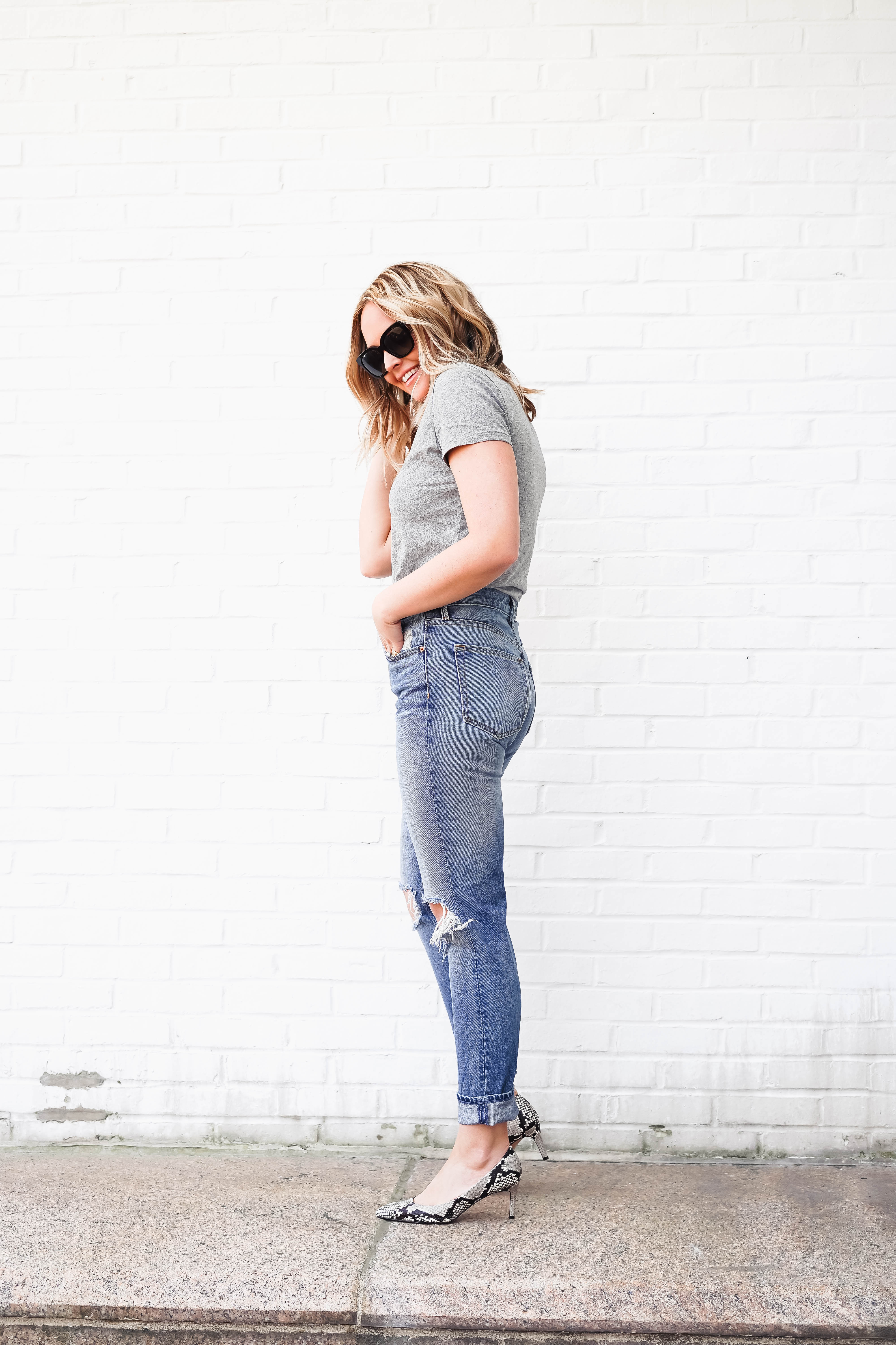 3 Ways To Dress Up Jeans and a Tee