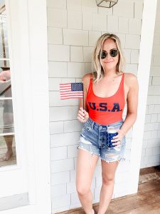Maine Vacation: Outfit Recap - Red White & Denim
