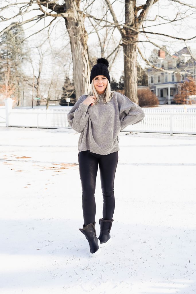 Oversized Sweater Outfit  Winter fashion outfits, Outfits with leggings,  Outfits