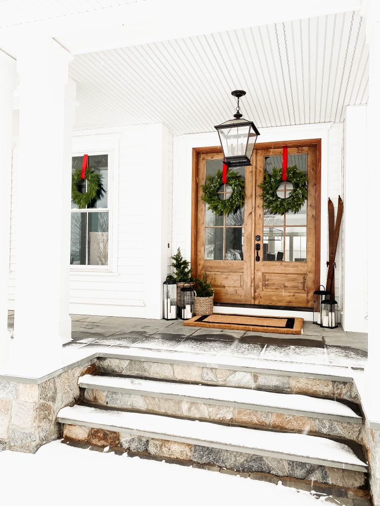15 Easy & Affordable Holiday Decorating Tips - Red White & Denim