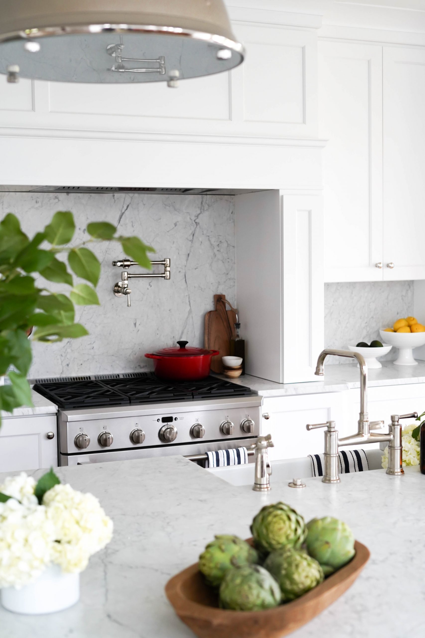 All White Carrera Marble Kitchen Modern 28 Red White And Denim