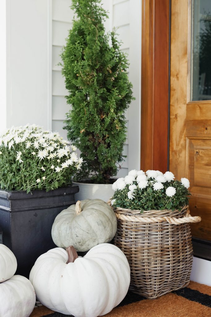 Neutral Fall Decorating Tips - Red White & Denim