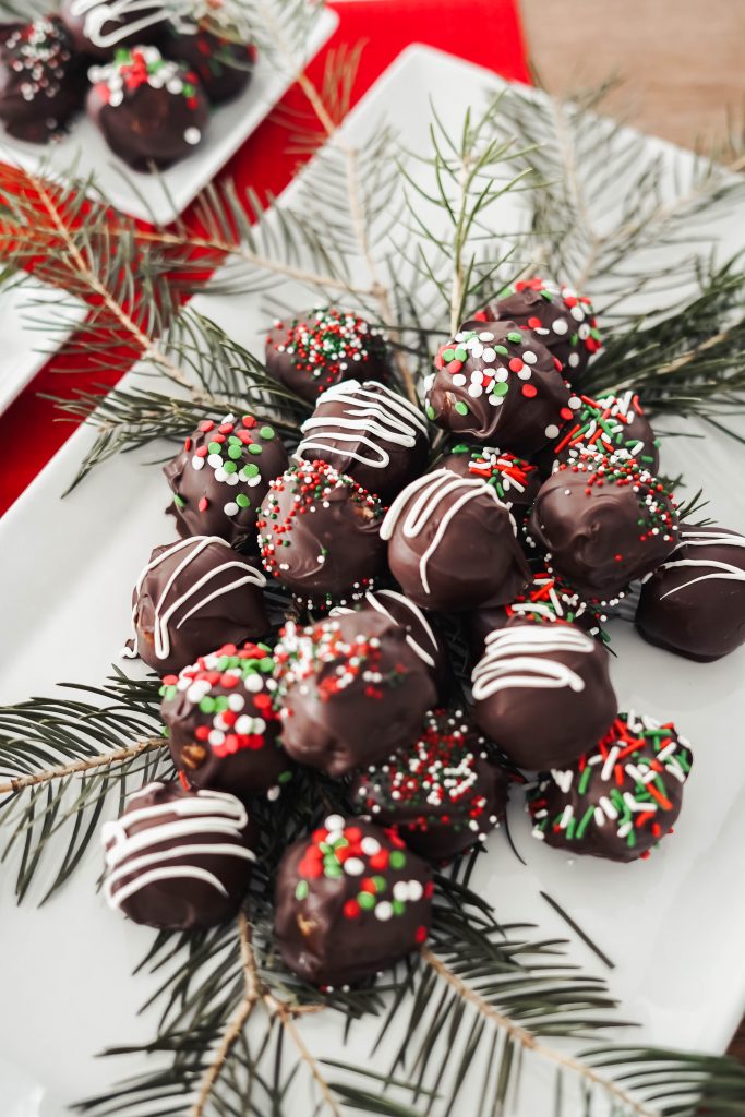 Christmas Peanut Butter Ball Recipe - Red White & Denim