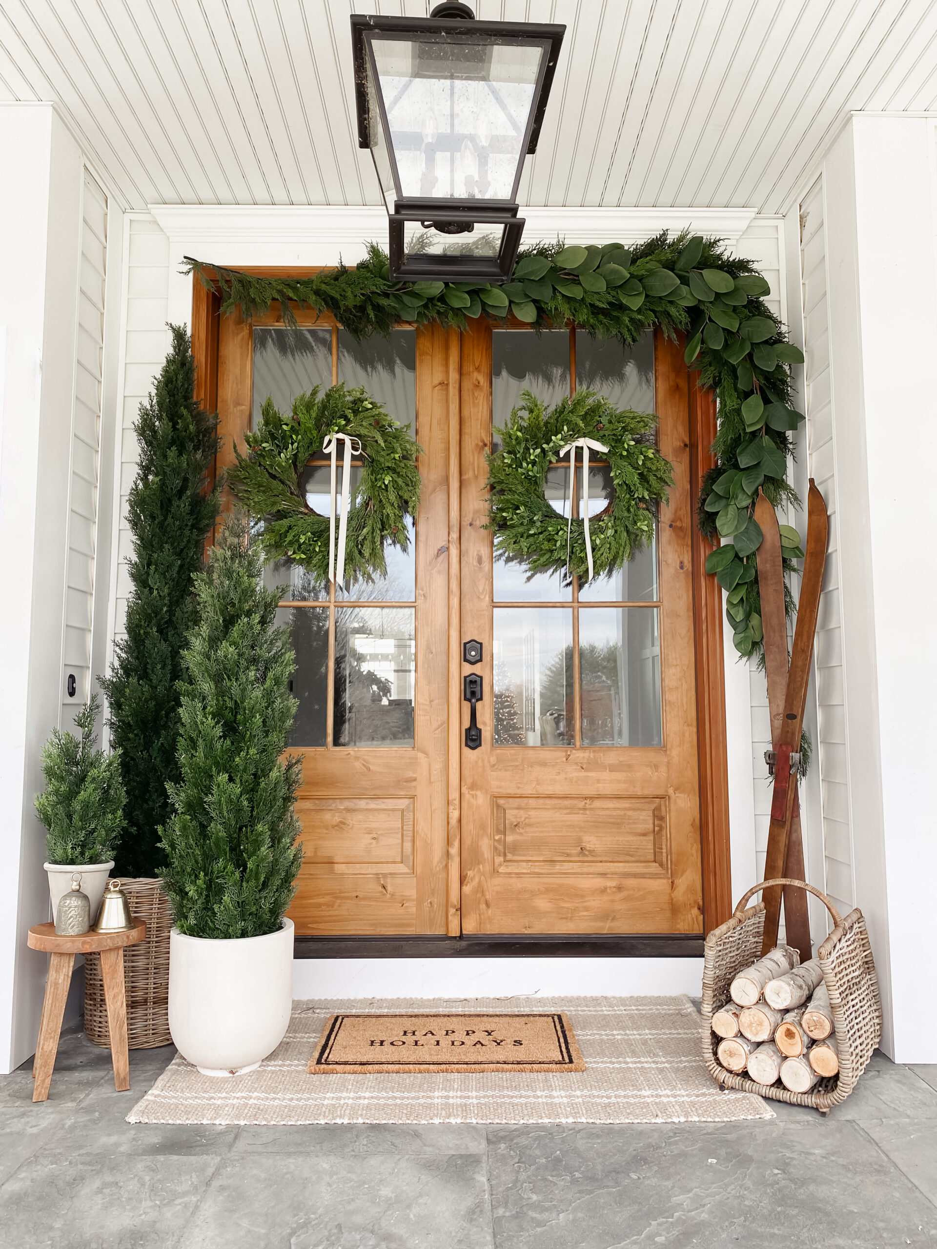 HOLIDAY HOME TOUR 2021 - Red White & Denim